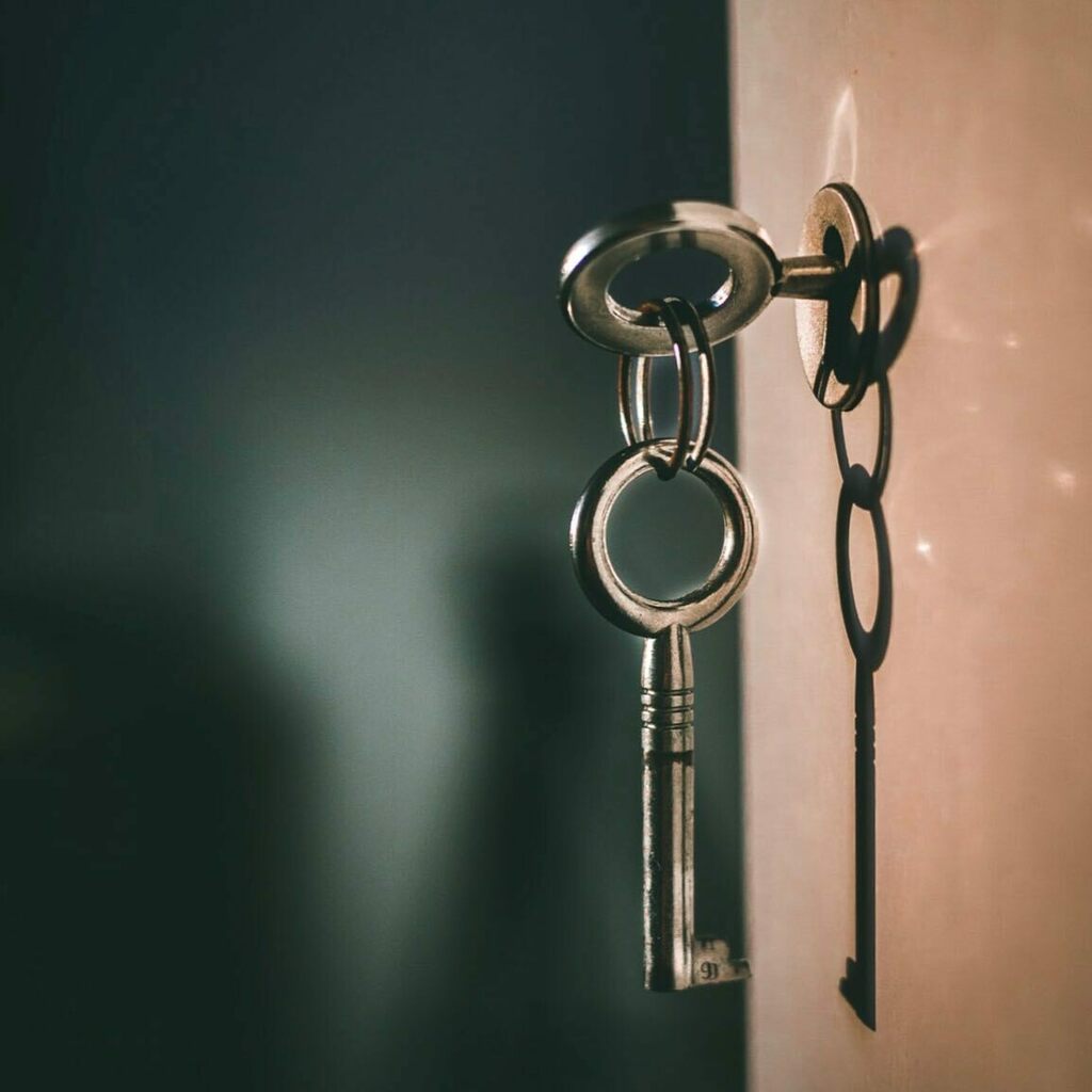 Today is bittersweet, as it’s my birthday but it’s also the day I’m handing back the keys to the boutique after almost 15 years. Think I need a little bit of time to myself right now ... Photo by @amol.tyagi via @unsplash
