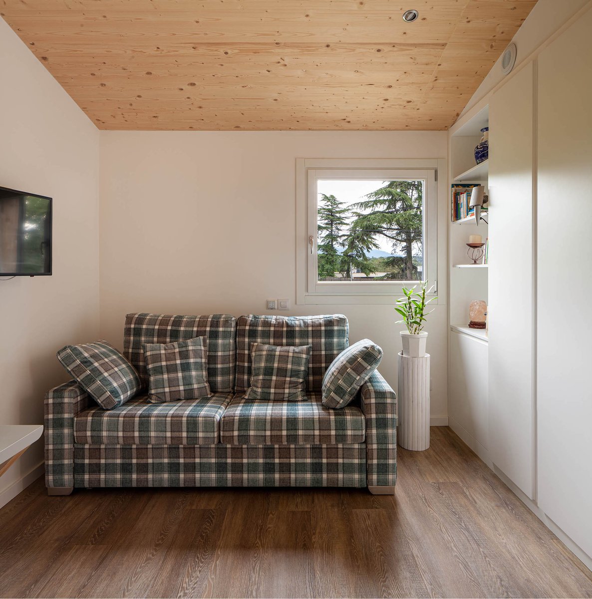 HouseHabitat's tweet photo. Los lunes desde la oficina en la #casa #biopasiva de #santperedevilamajor son menos lunes :) #FelizSemana #construcción #madera #bienestar #casapasiva #nZEB #hogarsaludable #baixmontseny https://t.co/ZtDRn2nUap