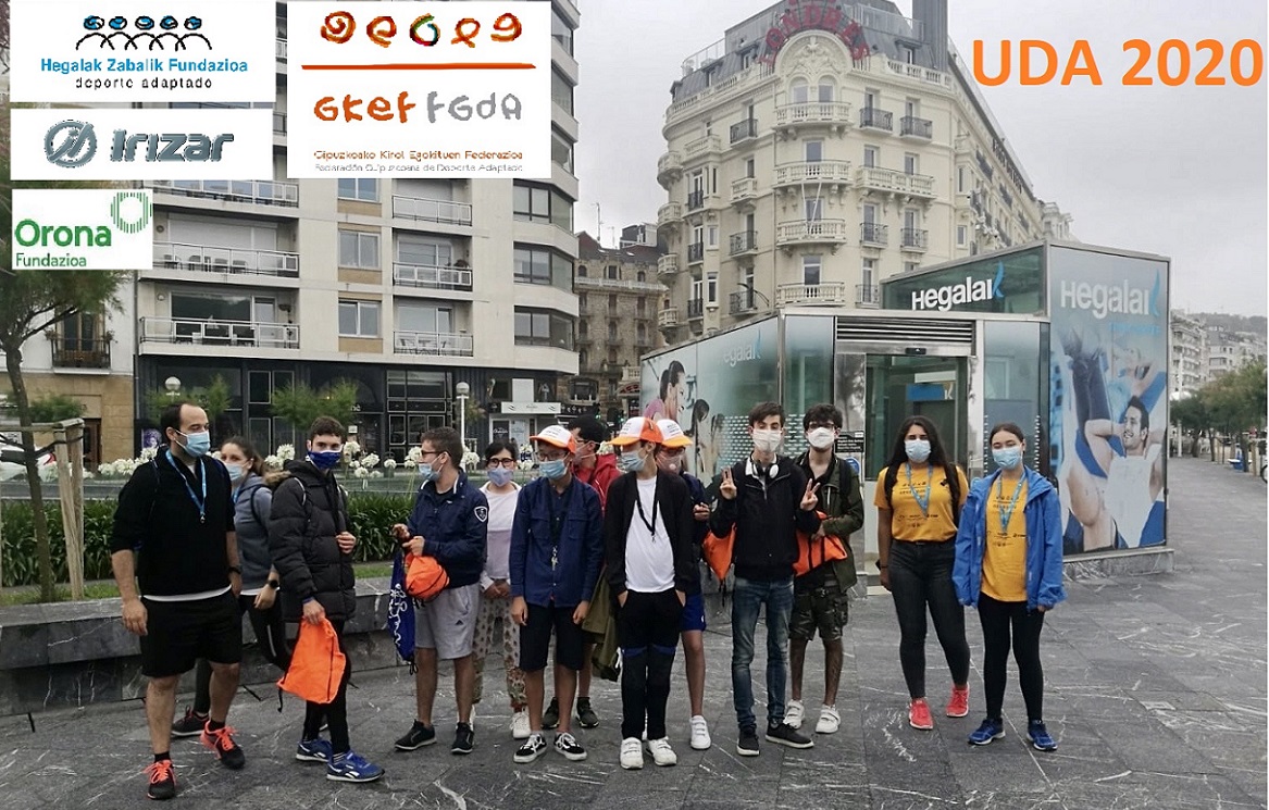 GipKirolEgokitu's tweet photo. 💧 Goazen ondo pasatzera! UDALEKU IREKIAK martxan!
💧 Vamos a divertirnos! Las COLONIAS ABIERTAS ya están en marcha!
#gkef #fgda #hegalakzabalikfundazioa #irizar #oronafundazioa #gipuzkoa https://t.co/hS99zolxQj
