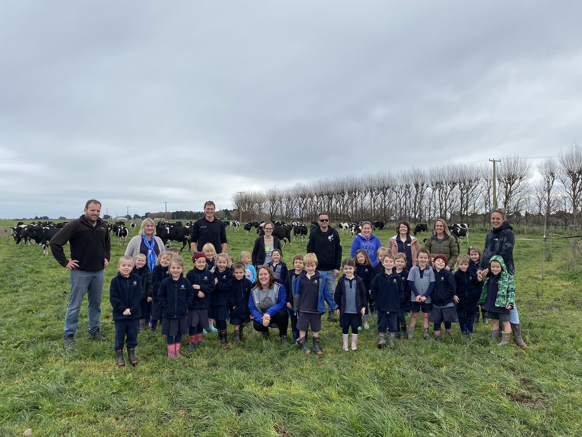 One of our farms strategic priorities is “connecting with our community” &amp; so it was fantastic to welcome year 1 kids from Colyton School to our farm today to learn about cows, farming, where milk comes from &amp; all the yummy food made from milk. Thanks everyone for a fun day!