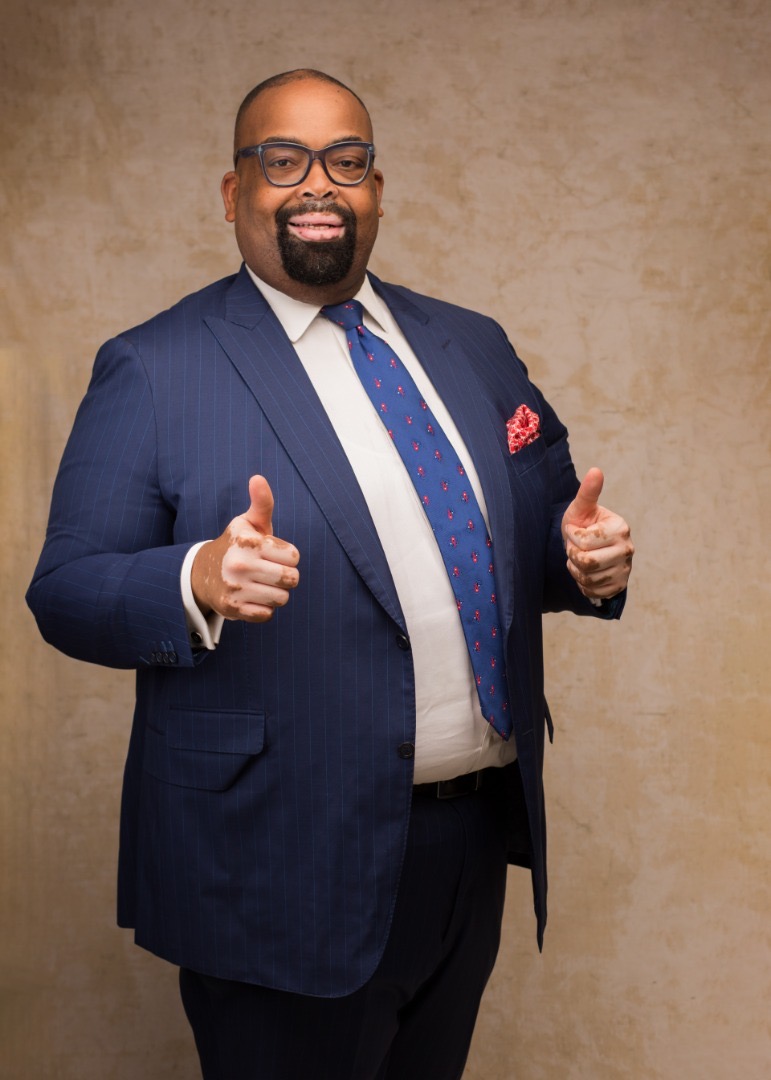 Audu's tweet photo. I , Audu Maikori wholeheartedly endorse Olumide Akpata for President of the NBA! You should too! #OldBarNewThinking #NewMindset #OlumideAkpata https://t.co/AcmvSpgCXp