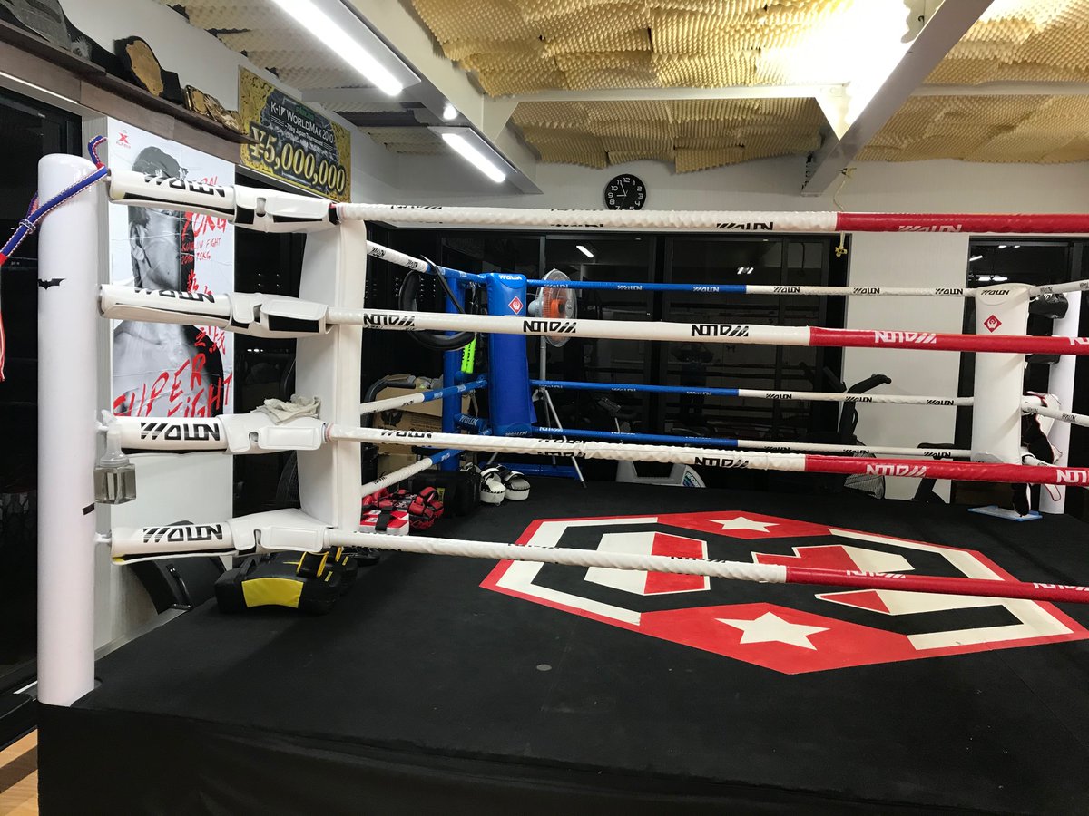 mofmofchan_hug's tweet image. Ｋ−１元日本チャンピオン長島自演乙雄一郎さんが大阪でジムを開いていました㊗️
ジャブ、ストレート、アッパー、フック、そしてキックを体験出来ました。
楽しかった〜！
ありがとうございました☺️✨

#O2GYM