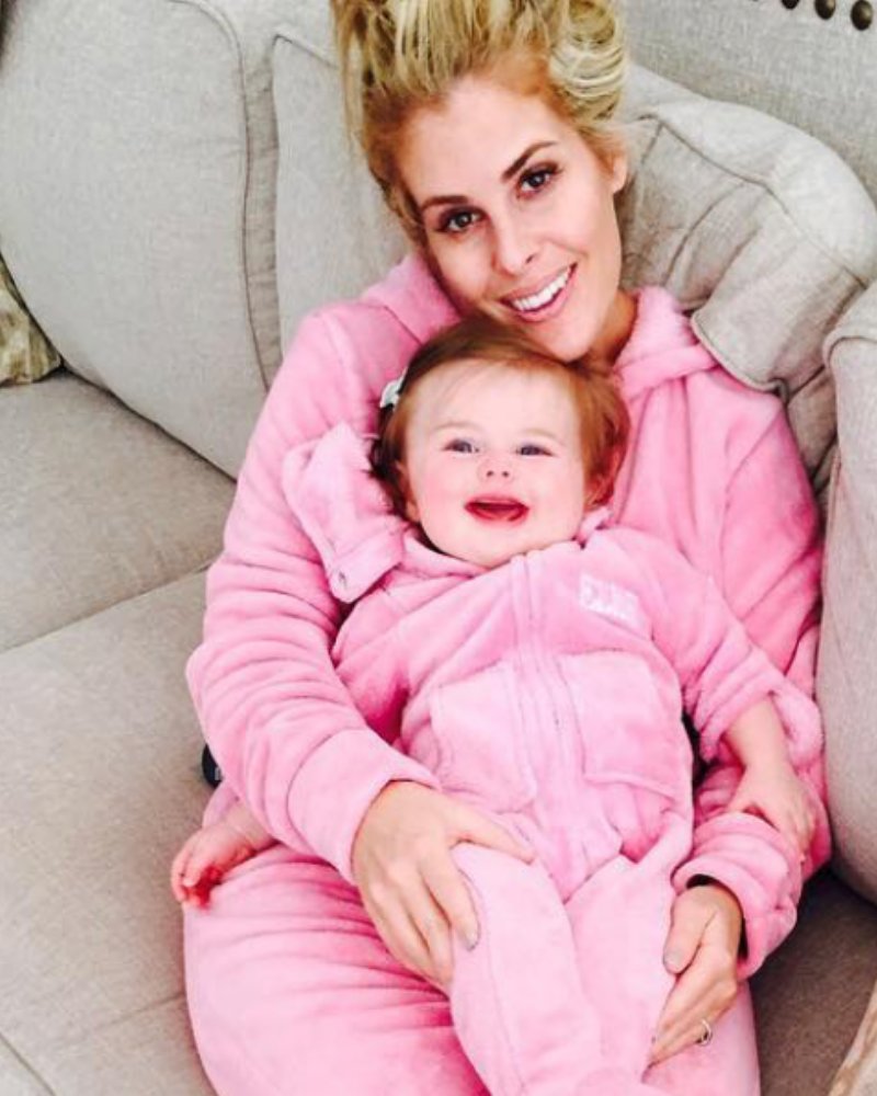 Matching Mom Mondays >>>  💓💗(pc: @laurenmccombfit)