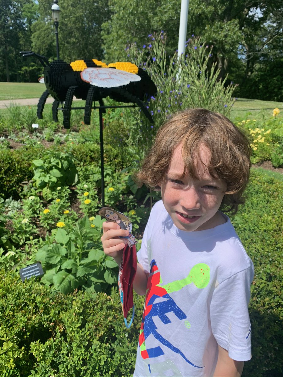 JulieFuhrer's tweet photo. Exploring the pollinator LEGO exhibit with flat @MsEvanson  at Heritage Plantation. @HarringtonHAWKS https://t.co/KwJ7hP3nnh