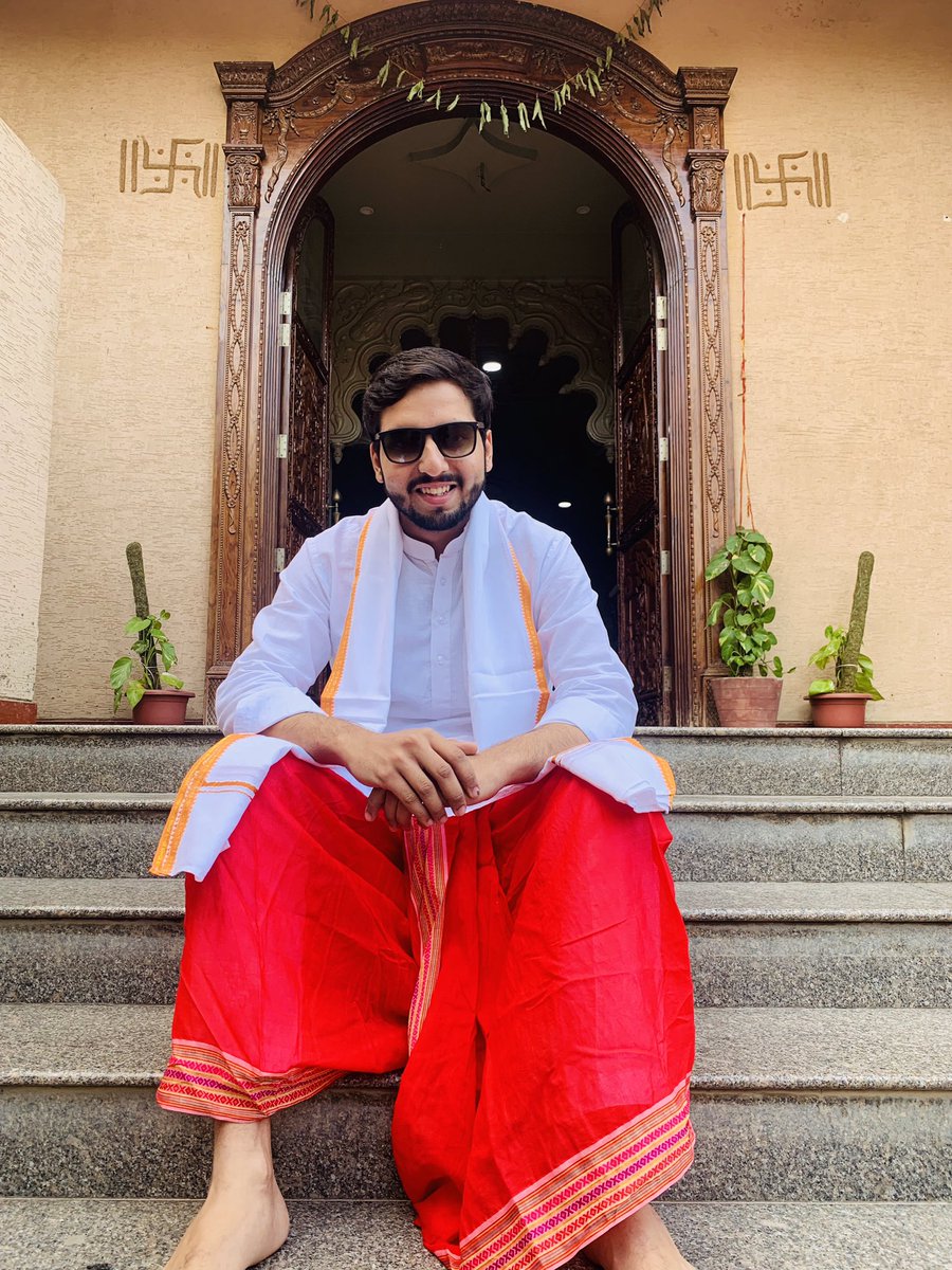 Dhoti Should Be Added To Youth’s Fashion In Upcoming Days , Give Dhoti A Chance Atleast Once #VocalForLocal #Dhoti_Kurta_Gamcha #IndianTradition #YoungIndia #FashionTrend