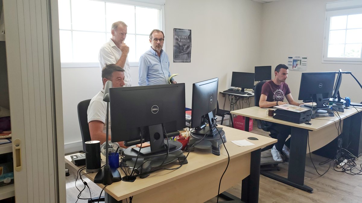 Igesa_fr's tweet photo. #IGESA Christian Mantei, le nouveau président du conseil de gestion de l’IGESA, est venu visiter notre siège social en #Corse. Pour les détails, par ici -> https://t.co/WQI3upD0E6 https://t.co/BtMrqvFVl9
