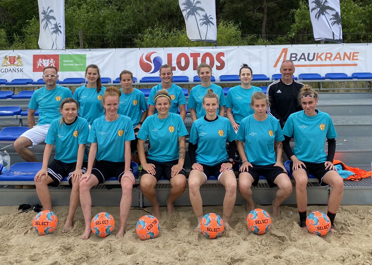 rd_futsal's tweet photo. Wracamy na piasek, 3-5 lipca w Gdańsku turniej Pucharu Polski kobiet!!! https://t.co/6Jo54jnYvX