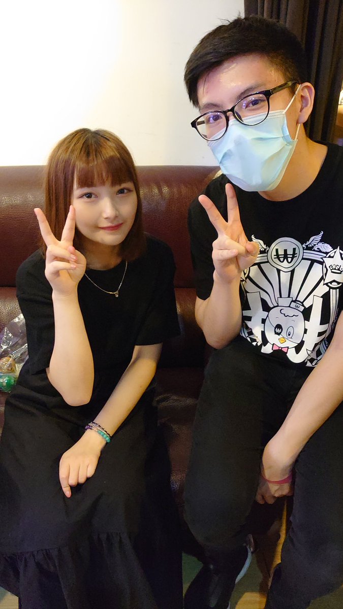 APA_DJBryan's tweet photo. 2日遅れのチェキ&写メレポ
イチ³ゴ みらちゃん&あいかちゃん
あっす〜の代わりに
閃光イグナイト歌ってくれてありがとう🥰
チェキの名前を間違えるみらちゃんがかわいいwww
「ブ」さんってw
新しいニックネームありがとうw
超楽しかったよ🥺
プレゼント気に入ってくれたらいいな
#NDESP
#ERЯOR https://t.co/RxFGLg9THA