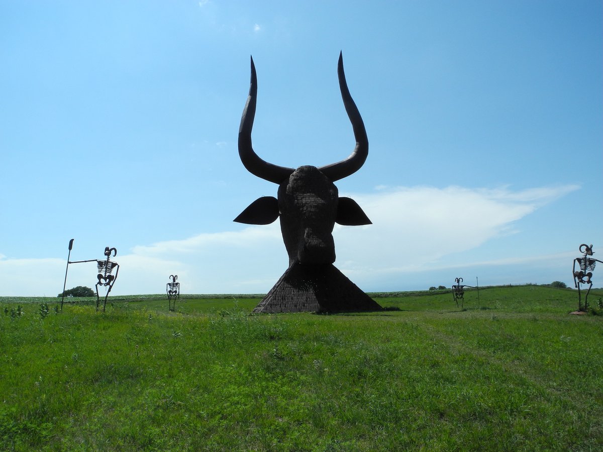 And a few more of those, because they were sinister and captivating. The human figure was inside the giant bovine head. Naturally. And the surrounding sky feels enormous.