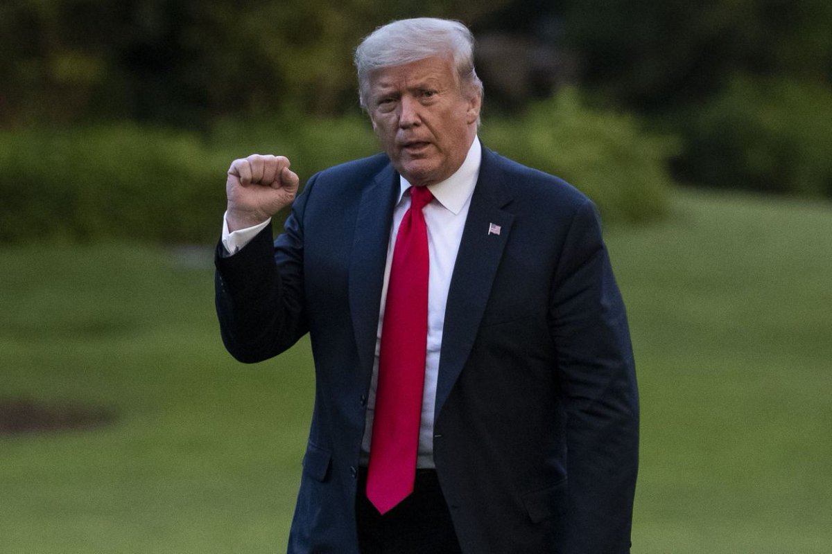 Yahoo News On Twitter Intelligence Officials Tell Ap That Trump