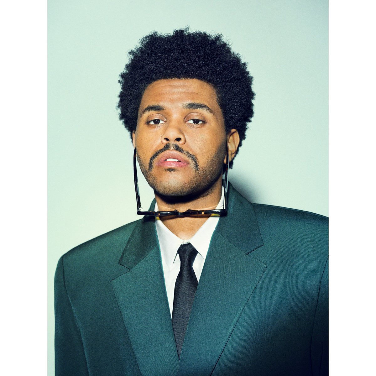CNWHealthcare's tweet photo. .@TheWeeknd donates $500,000 to support #frontlineheroes in the fight against #COVID19 at @SHNCares community hospitals #ScarbTO #XOtoScarborough #CelebrateScarborough https://t.co/buwSagi1m3 https://t.co/0D7kkmAqgy