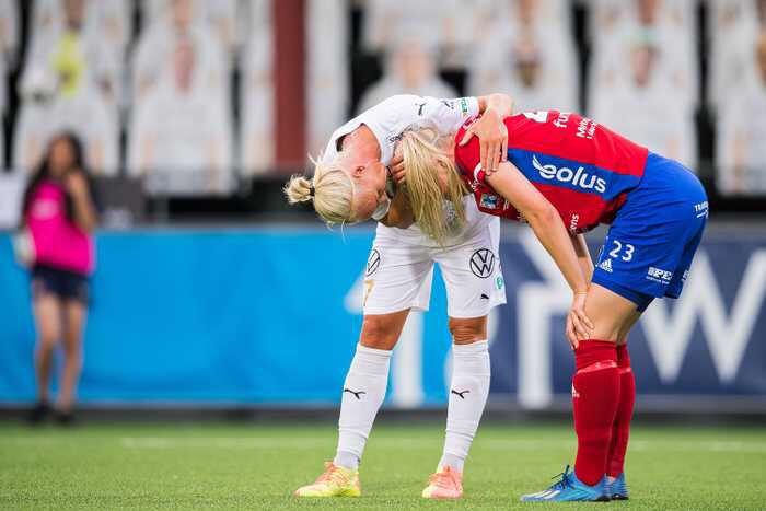 Emma Watson tweet media