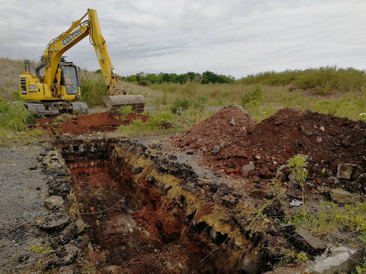 FWS_Consultants's tweet photo. As things start to get back to normal, we've been out trial pitting in Gateshead for a new residential development.  #construction #covid19 #development #groundinvestigation #geology https://t.co/UTb57WBUSu