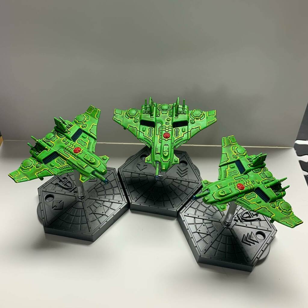 purplemonkey790's tweet photo. First three tiny planes are finished. Can’t wait to start on some more! Painted with @instarpaint #warhammer #tinyplanes #tinyplenz #aeronautica #aeronauticaimperialis #tau #tauaircaste #warmongers #warhammer40k #warhammer40000 #40k #thehobbyroom #green #instarpaint https://t.co/rVAw8IVBVh