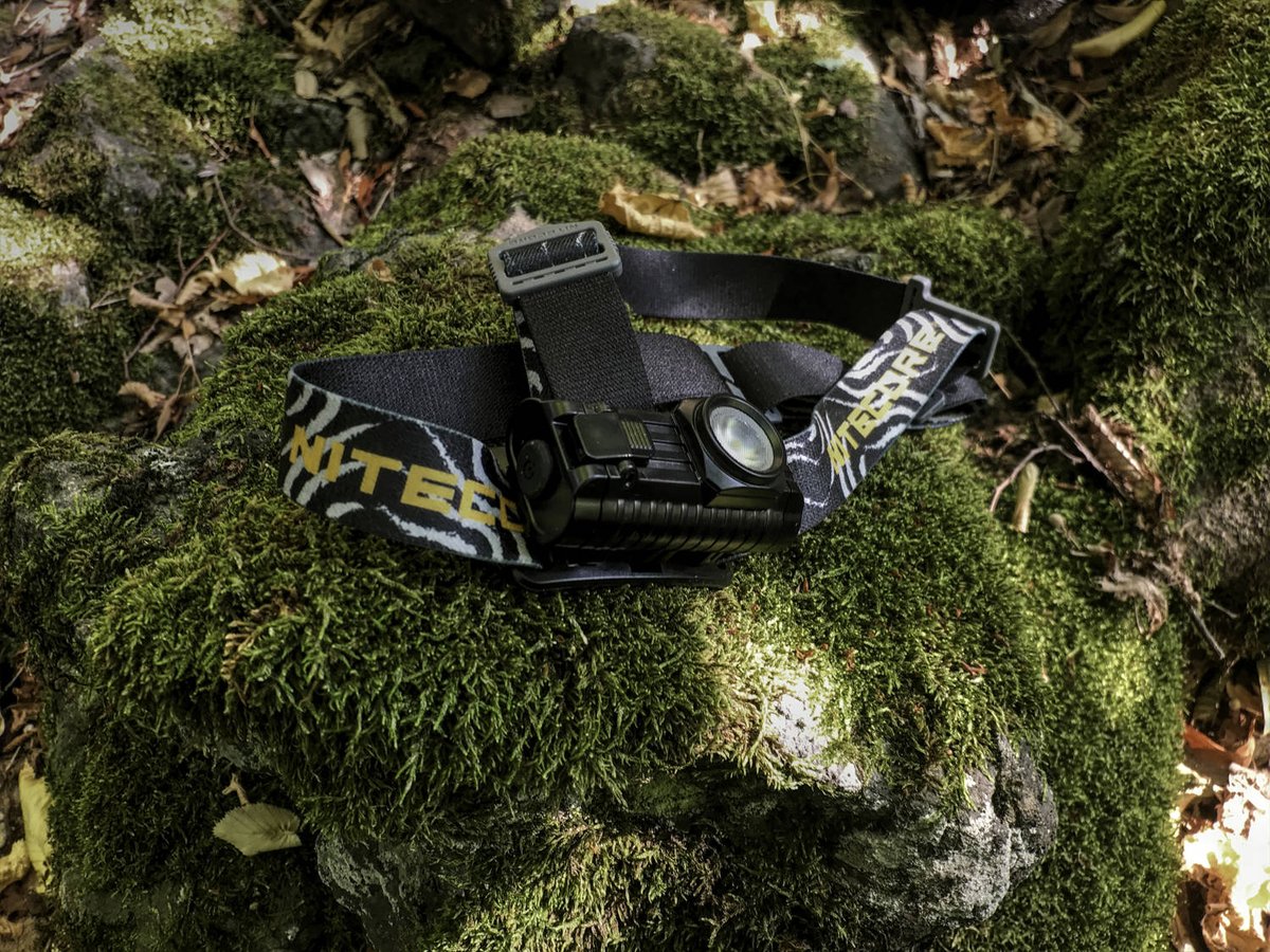 HNitecore's tweet photo. The wide range floodlight of #HA23 headlamp 🔦 perfectly covers the field of view of human eyes in the outdoor environment, with a beam distance up to 56 meters.
---
More info: https://t.co/JPasWB7leW

#nitecore #nitecoreflashlight #nitecoreheadlamp #nitecoreha23 #safe https://t.co/c1xavOyy5G