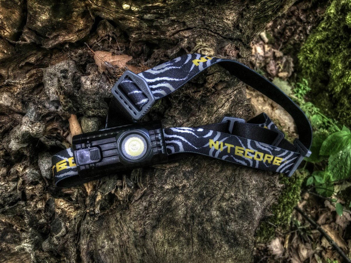 HNitecore's tweet photo. The wide range floodlight of #HA23 headlamp 🔦 perfectly covers the field of view of human eyes in the outdoor environment, with a beam distance up to 56 meters.
---
More info: https://t.co/JPasWB7leW

#nitecore #nitecoreflashlight #nitecoreheadlamp #nitecoreha23 #safe https://t.co/c1xavOyy5G
