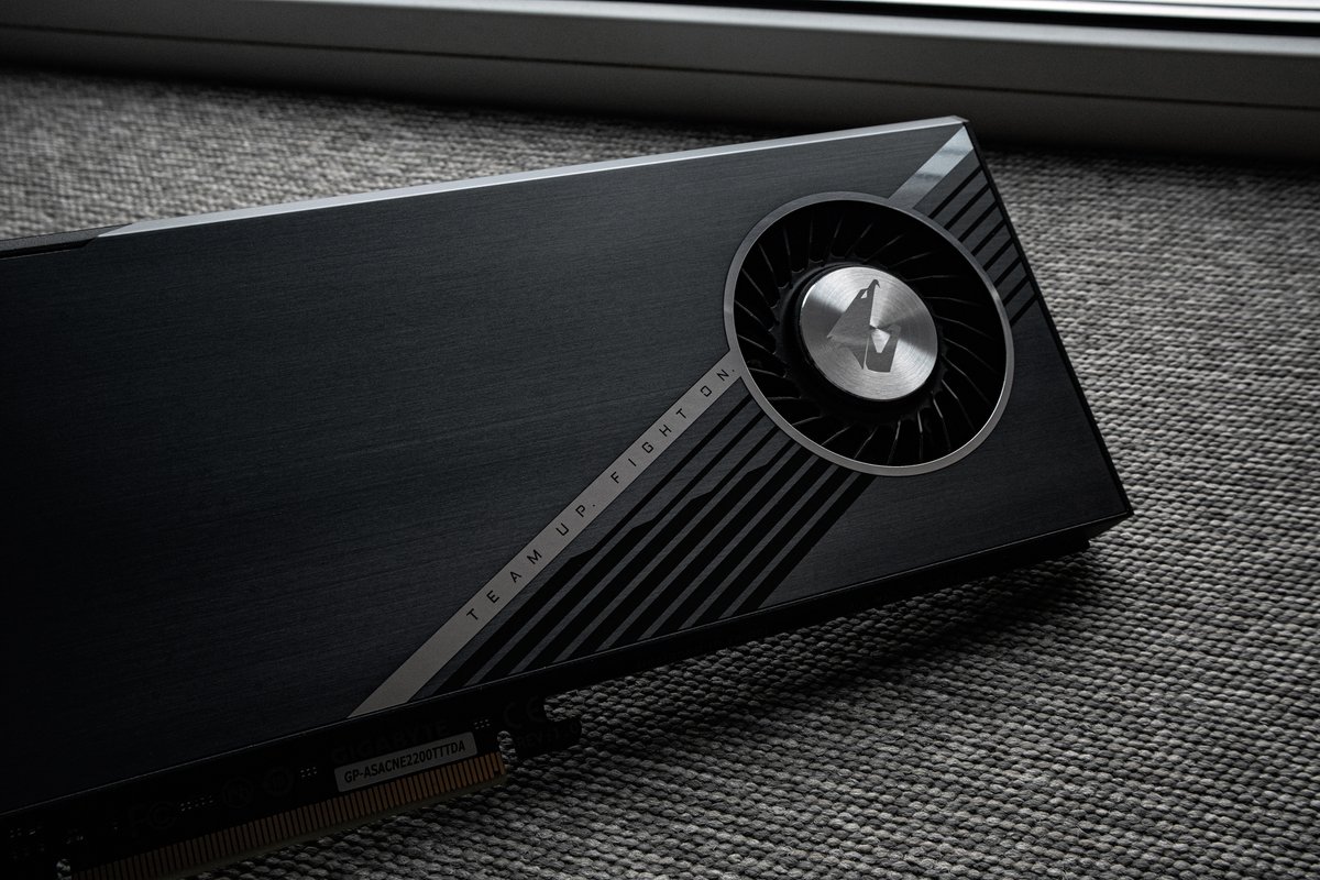 aorus_es's tweet image. ¡Algo nuevo! AORUS RAID SSD 2TB 👍

Conocer más [bit.ly/2ZhAnzj]👈

#SSD #RAIDSSD #AORUSSSD #aorus #gamingcomputer