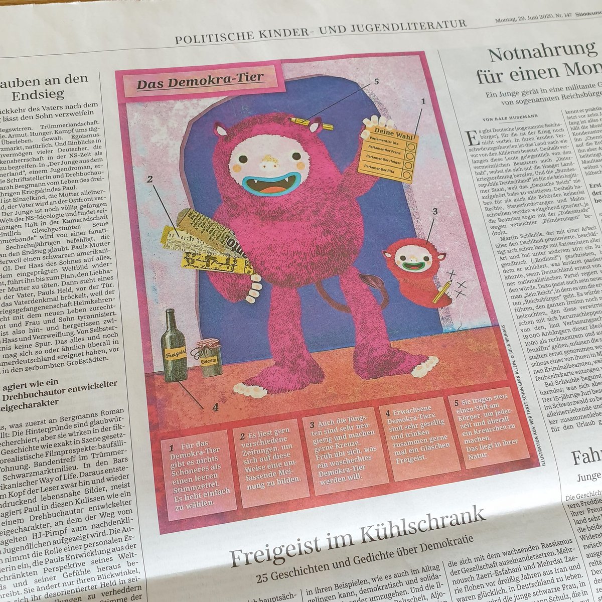 Heute in der <a href="/SZ/">Süddeutsche Zeitung</a> :
Mein Demokra-Tier, Illustration: Julia Neuhaus
Rezension der Anthologie "Wer tanzt schon gern allein?", Peter Hammer Verlag.
