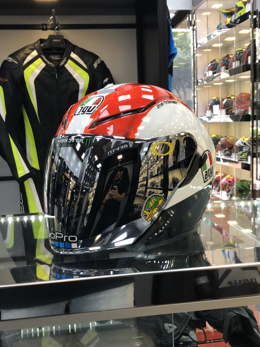 __sepul__'s tweet photo. wanna showcase my helmet gaha #agvhelmets https://t.co/B8SrYuxjRR