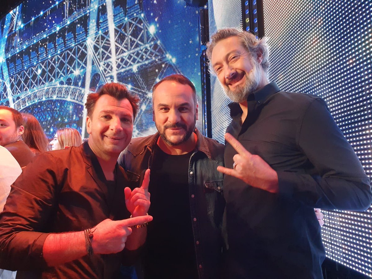 📺#VTEP INEDIT vendredi à 21h sur @TF1 avec l’équipe du film #DivorceClub 🎉🎉 @MichaelYoun #OrnellaFleury #ArnaudDucret @carolineanglade @DemaisonFx @VincentDesagnat @CartmanOfficiel @AntonioMagicien https://t.co/GyJgfDP3GW