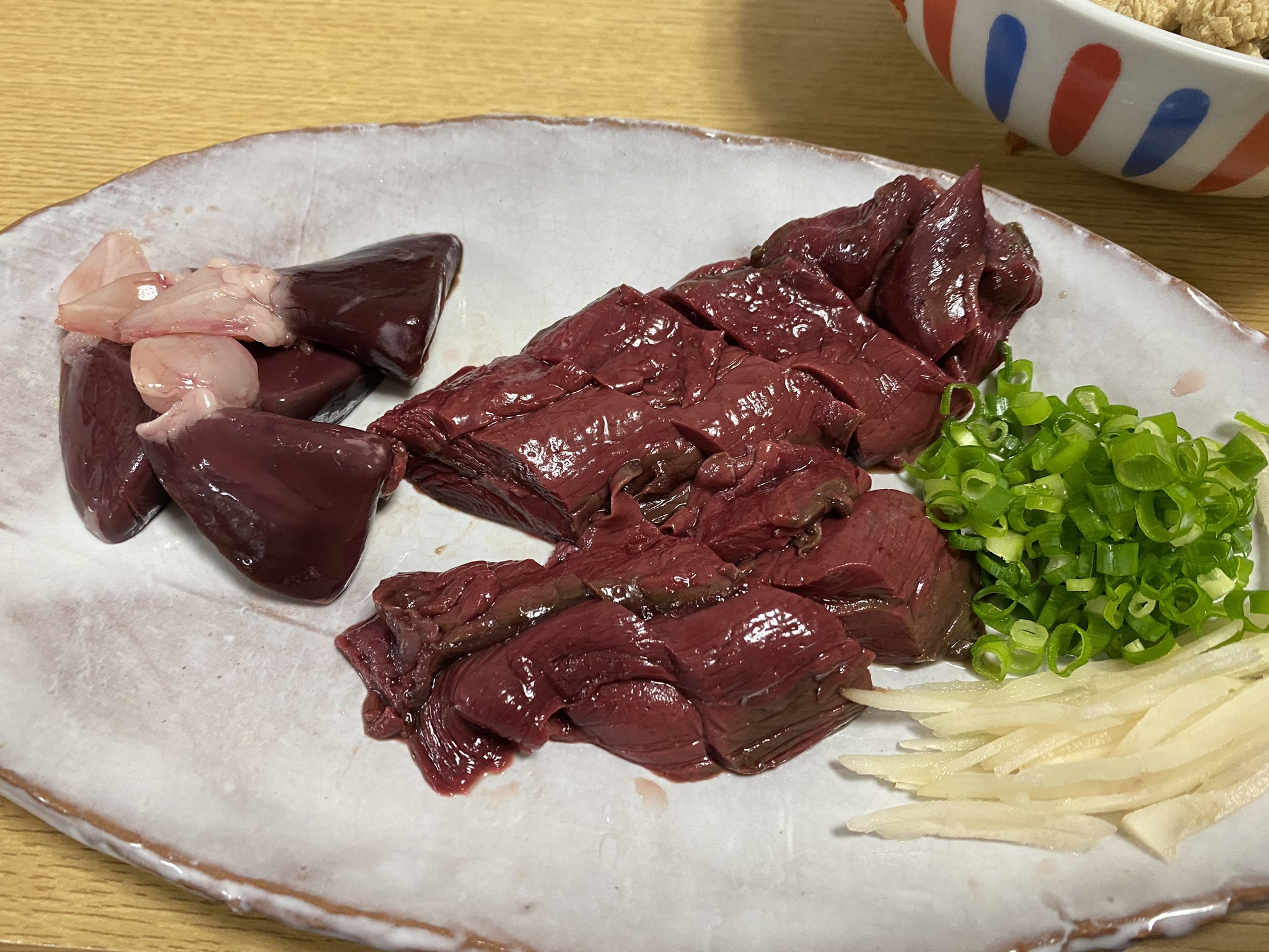 Twitter पर 多田水産 チ コと泡子の煮付け チ コと血合いの刺身です本日もお疲れ様でした 鰹 の卵 高知ではあんまり食べないですが悪くはないですよ チ コ刺しと血合い刺しはショウガ醤油かごま油でどうぞ W T Co 3xsgi08lou Twitter