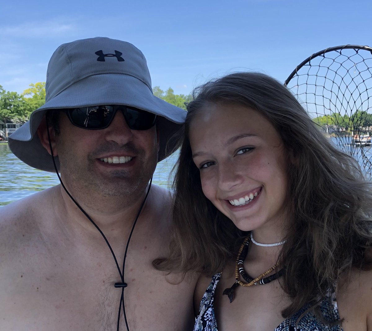 hawley116's tweet image. ❤️ that our girl doesn’t mind coming to the lake with her parents. #laketherapy #fathersanddaughters #family