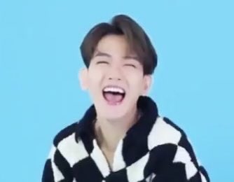 bhyunsource's tweet photo. all smiles around baekhyun 🤍✨ https://t.co/w9o2lYgDBq