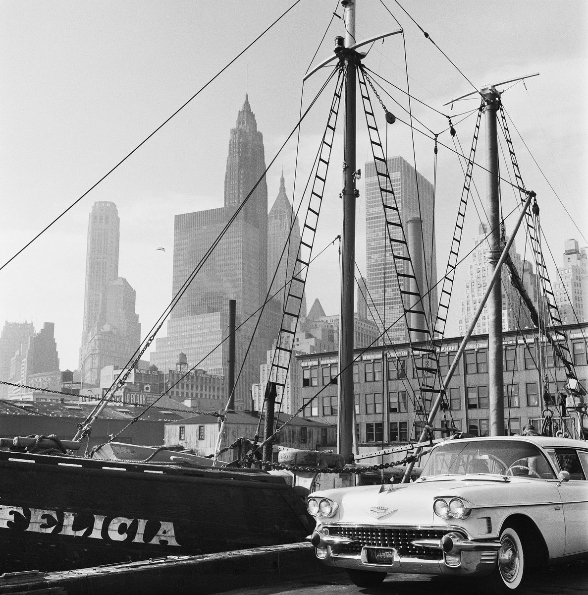 Buy a print and support a unique photo collection 📸

Koop een print en steun het MAI! ❤️

Het MAI biedt deze zomer elke maand prachtige afdrukken aan van een van onze fotografen uit de collectie. 
deze maand #erfgoed #heritage 

Voor bestellen: maibeeldbank.nl/mai/over-mai