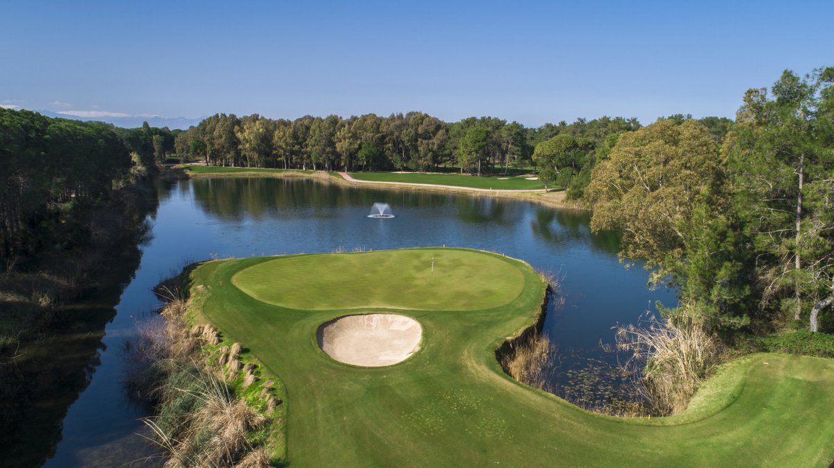 NGClubTR's tweet photo. Water hazards and challenging greens add interest to a pleasant golfing experience. https://t.co/DxJhkw05uG