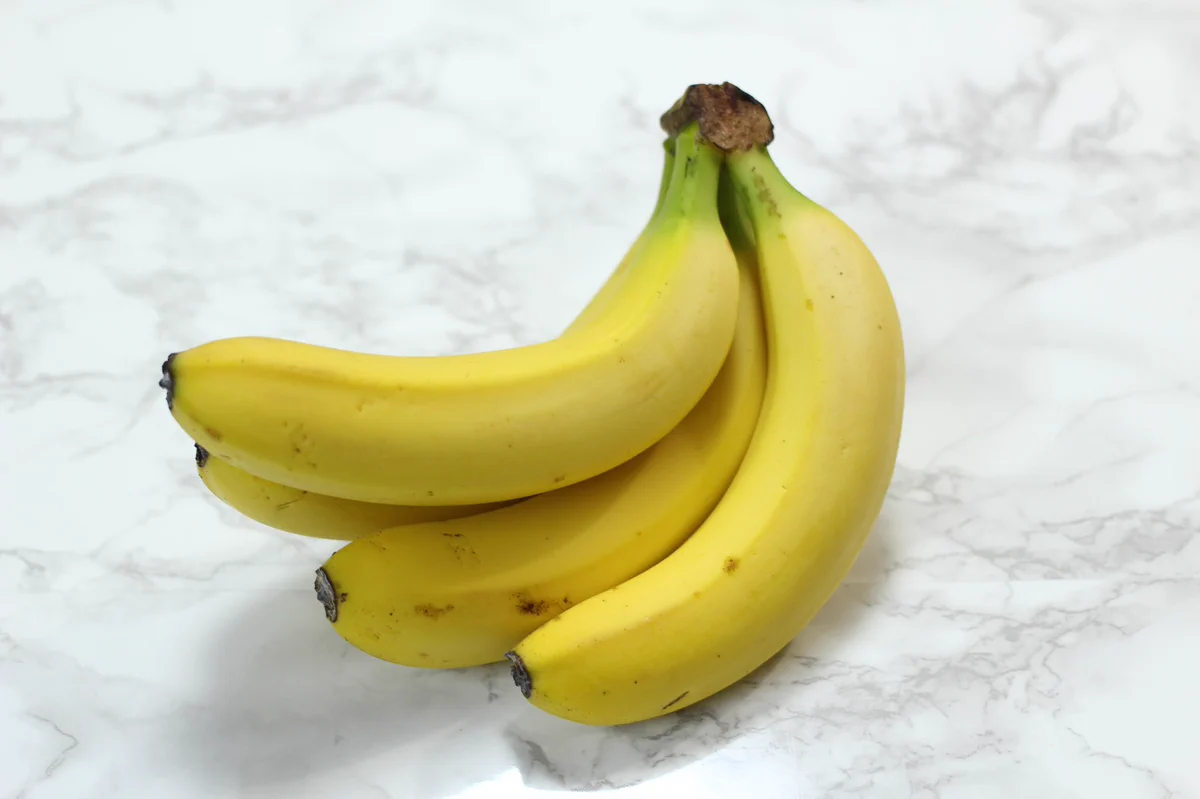 バナナが成熟するのを遅らせるには？あのキッチン用品を使うのがおすすめ？！