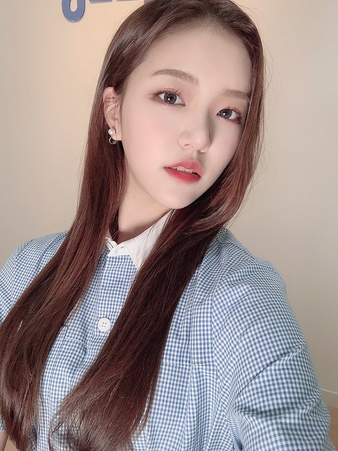 gwsn_br's tweet photo. [#FOTO] 29.06.2020 | Atualização da Lena pelo Twitter 

[#LENA] Groos!💖 Se anime com Lena hoje!💪🏻🔥

#GWSN #공원소녀 @official_GWSN https://t.co/YZ5kv7UmgS
