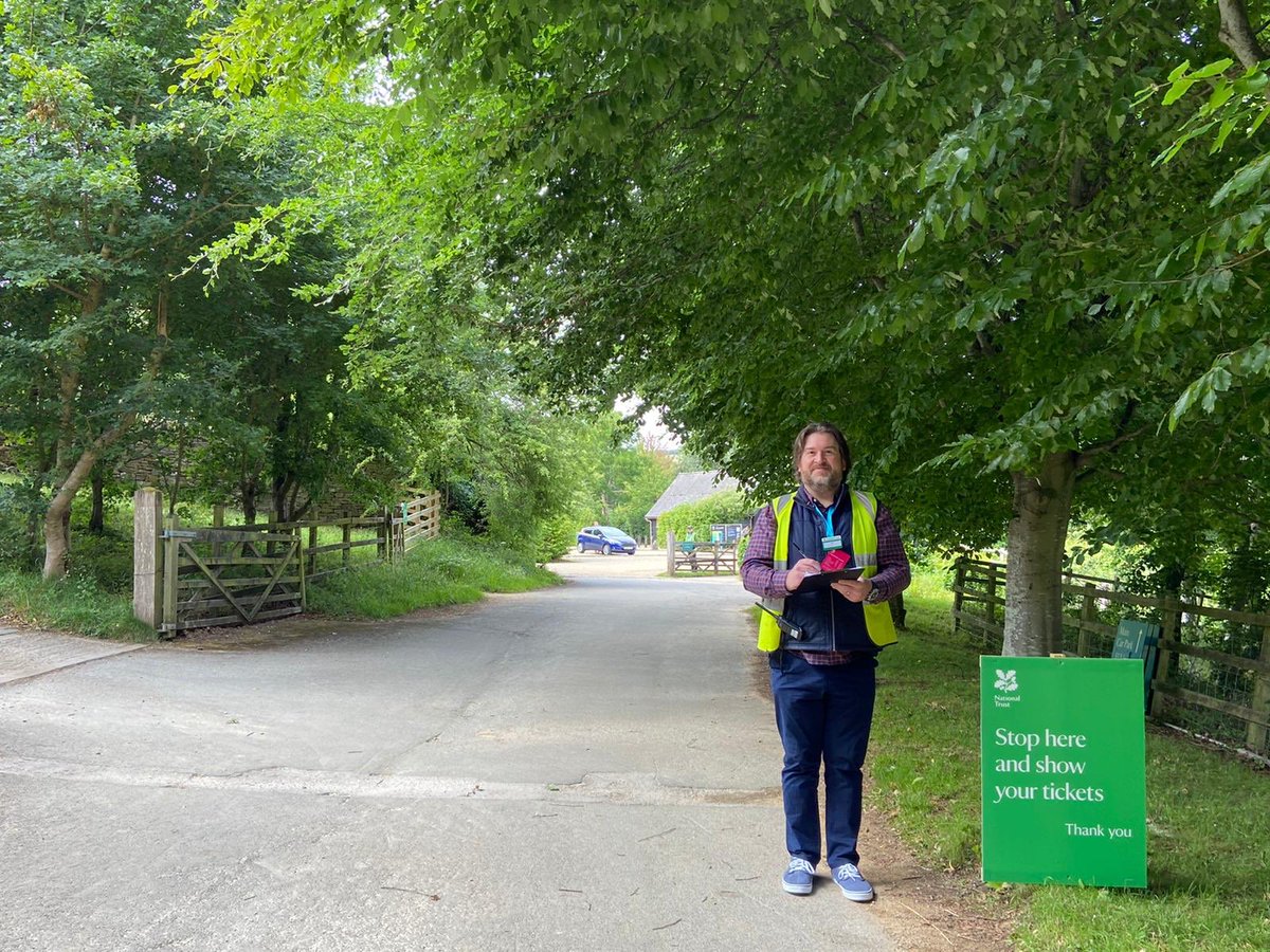Absolutely delighted to be back at work today <a href="/snowshillmanor/">Snowshill Manor NT</a> <a href="/NTCotswolds/">NT Cotswolds</a> <a href="/nationaltrust/">National Trust</a> (pre-booking essential if you would like to visit). I could do with a haircut though!!