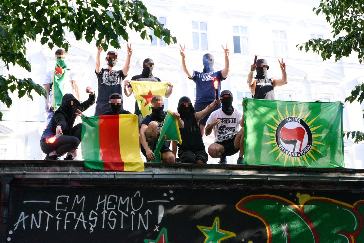 autonome antifa [w] tweet media