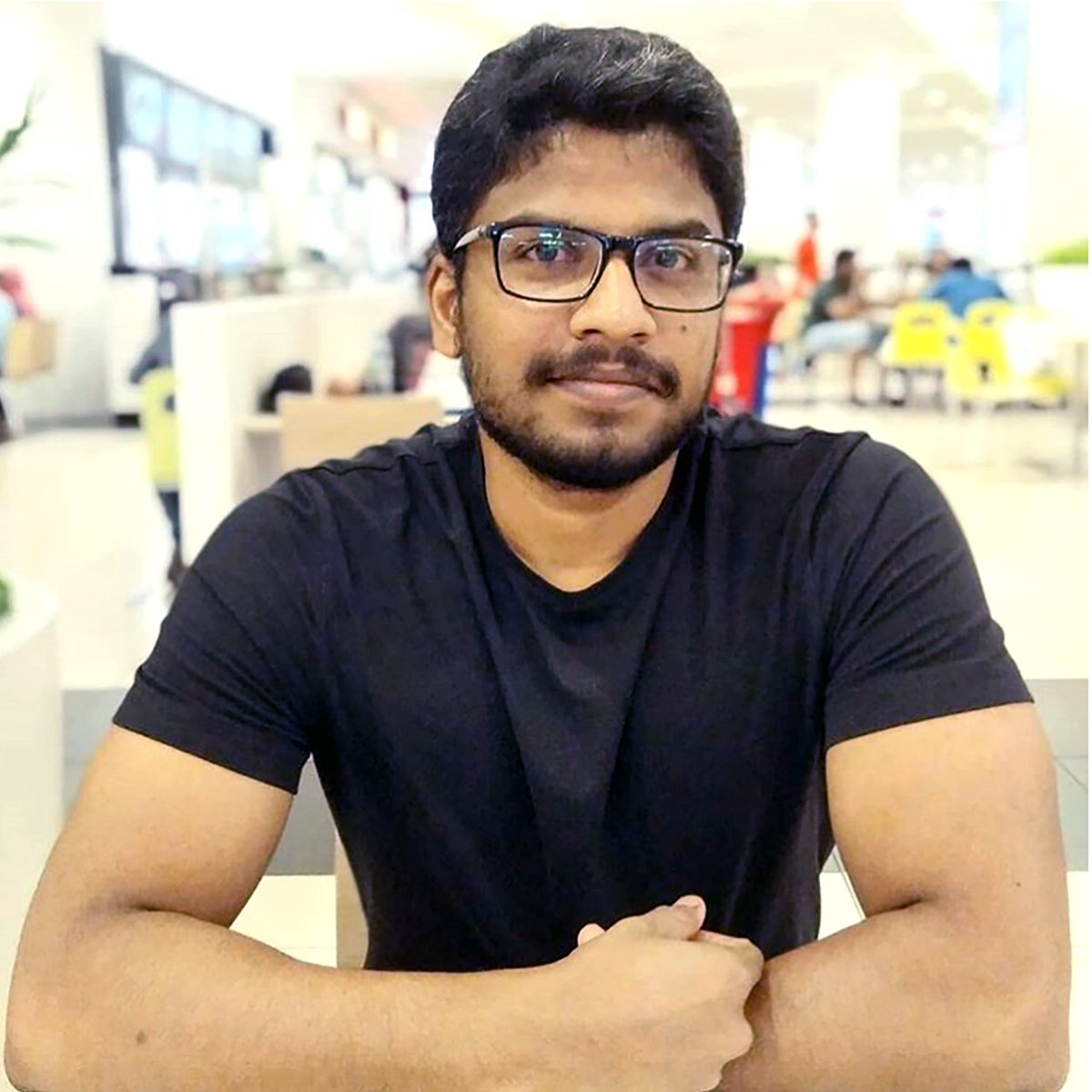 bvigneshbv's tweet photo. #NewProfilePic https://t.co/eqc81egljE