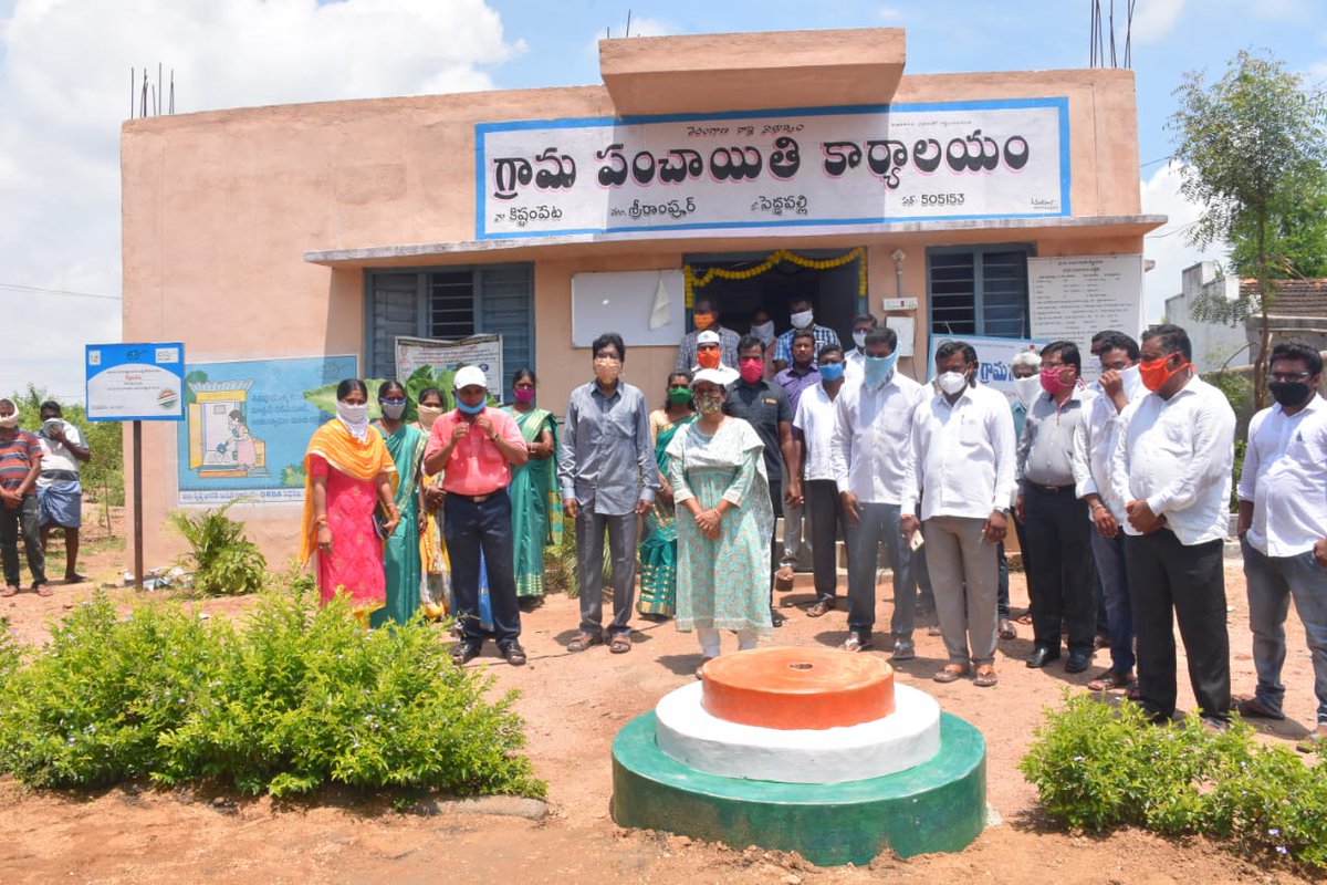 DPO_PDPL's tweet photo. Visited Gram Panchayat Kistampet of Srirampur Mandal with District Collector Medam and other District Officials @Collector_PDPL https://t.co/Qr8dOZM65L