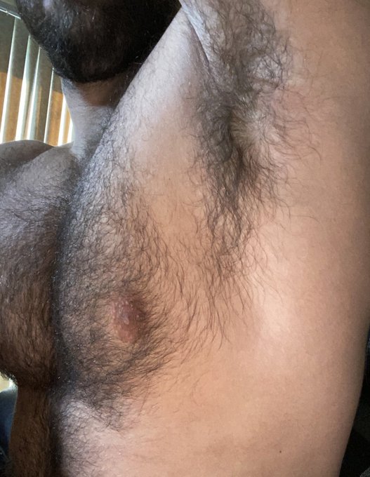 June 29 ?? ?? #ILoveHairyMen #hairsome #hairychest #hairygay #hairyfan #scruff #beardedhomo #beard #hairymen
