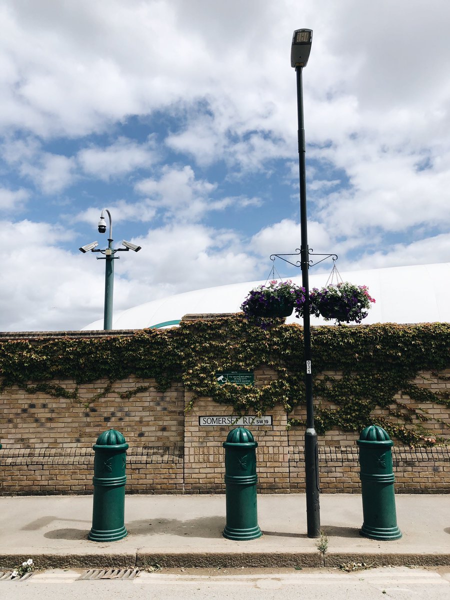 it’s just quite a sad day in SW19 #wimbledon