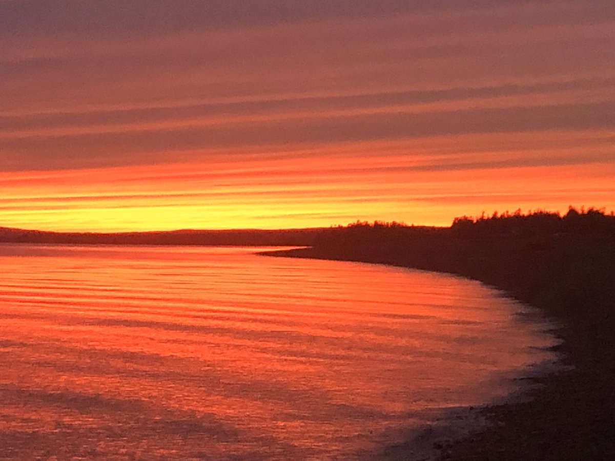 barawhitewater's tweet photo. One of the #sunsets over the #Minusbasin off the shores of #NovaScotia. Let’s see yours from the #bay.
#tidalborerafting #whitewater https://t.co/kKNZJkM1fG