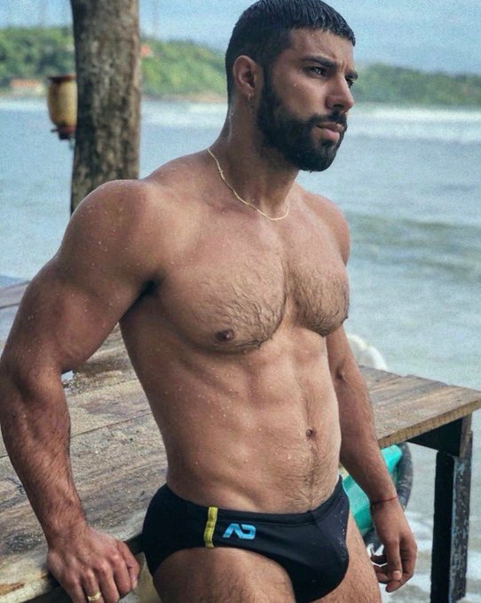June 29 ?? ?? #ILoveHairyMen #hairsome #hairychest #hairygay #hairyfan #scruff #beardedhomo #beard #hairymen