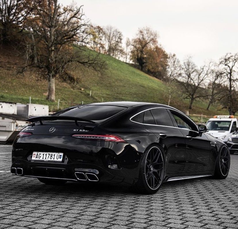 DailyCarlife's tweet photo. RT GT63s         FAV M8 https://t.co/6pboRAzzTb