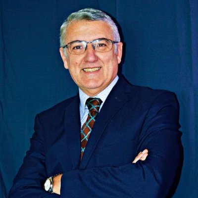 radioyi960's tweet image. #LasBarbasEnRemojo Comenzamos la mañana hablando de seguridad pública con el Licenciado @robertparrado. #AM960 #Durazno