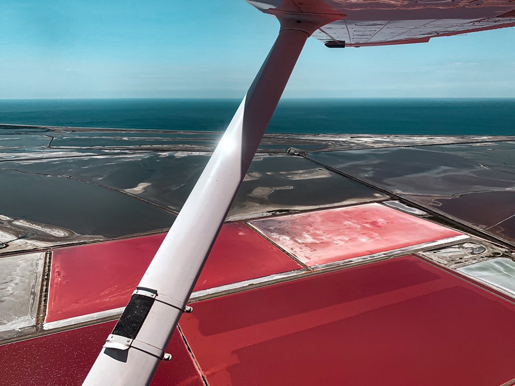approaching marseille, gorgeous views tho flying at low altitudes sucks