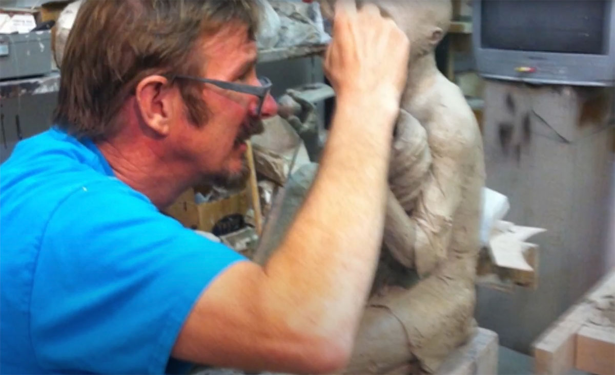 Visit our website to learn more about featured artist Steven Olszewski, a bronze, ceramic, and raku sculptor. Steven is a recipient of the 2015 Award of Distinction - Sculpture and the 2014 Edyth Bush Art of Philanthropy Award.

wpsaf.org/Featured-Artis…