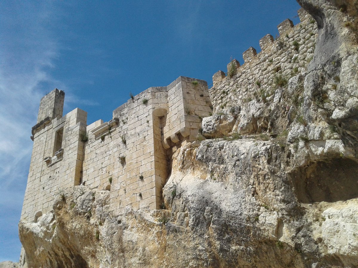 Hassane Traveler 𓂆 (@hassanetraveler) on Twitter photo Denominacion: Castillo de Zuheros
Otros Nombres: Sujayra de Zuheros
Ciudad: Zuheros
Pais: Spain
Continente: Europa
Estilo: Árabe y Renacentista
Datacion: Siglo IX
Area: Risco
Tipologia: Palacio residencial
Estatus: Abierto
Uso actual: Cultural
<a href="/TZuheros/">Turismo Zuheros</a>
#LunesPatrimonio Denominacion: Castillo de Zuheros
Otros Nombres: Sujayra de Zuheros
Ciudad: Zuheros
Pais: Spain
Continente: Europa
Estilo: Árabe y Renacentista
Datacion: Siglo IX
Area: Risco
Tipologia: Palacio residencial
Estatus: Abierto
Uso actual: Cultural
<a href="/TZuheros/">Turismo Zuheros</a>
#LunesPatrimonio