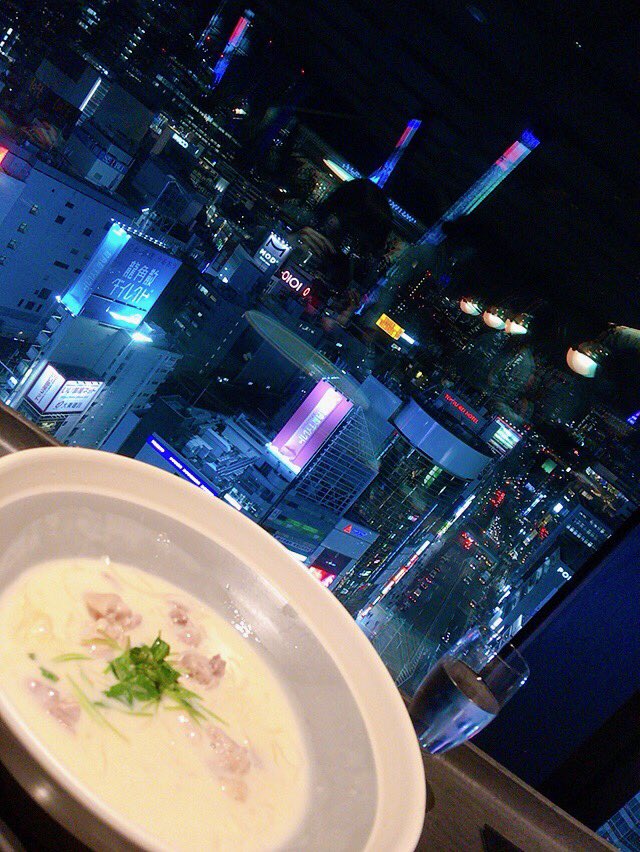 Mao Pa Twitter 渋谷のつるとんたんは綺麗な夜景も同時に味わえるのでおすすめ つるとんたん コロナ以前に行った時の写真です