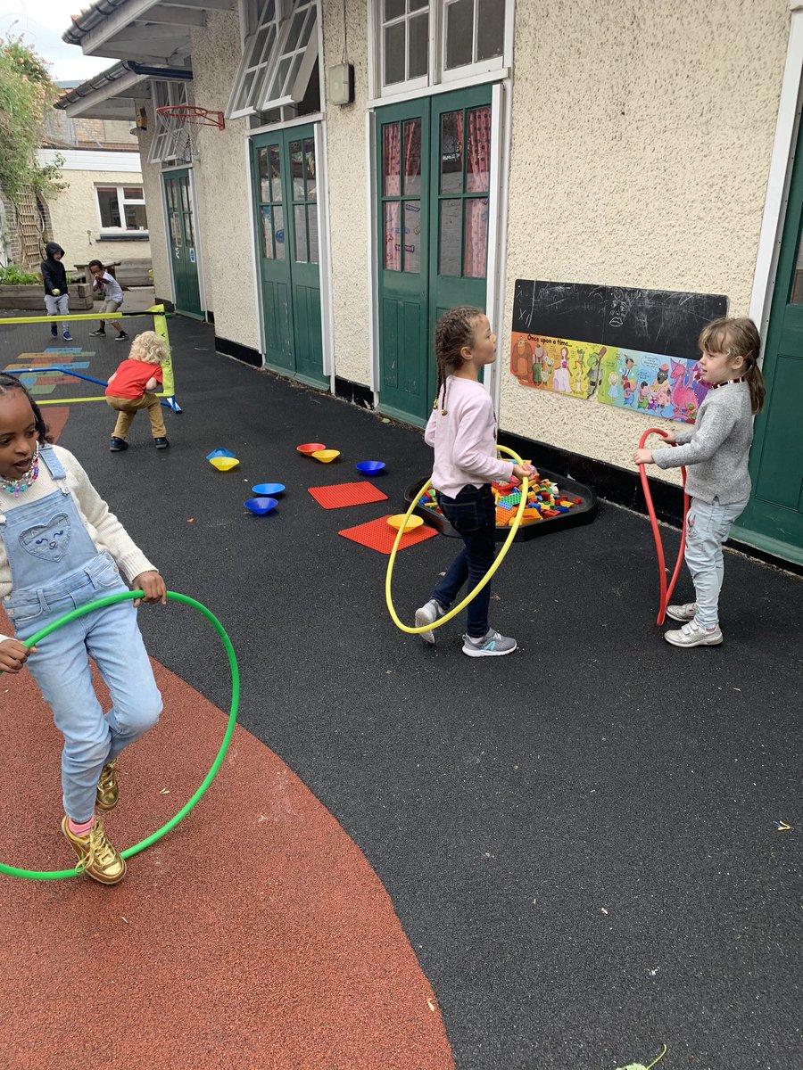 mr_heming's tweet photo. We’ve practised our #2timestables, took part in a #karate lesson, learnt about the eating a range of different #fruits &amp; #vegetables and caught up with our friends today! @ReayPrimary https://t.co/hY8ZZsVLtr