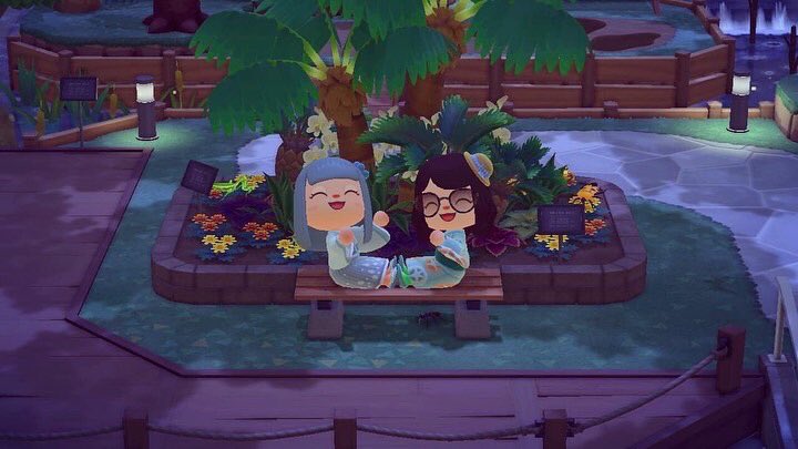 Celimira1's tweet photo. Yesterday I visit our older sister @Shira2881 on her island and she was proud to share her Museum progress 😊 I love it, that there is a game we 3 can play together 🥰
-Sammy
#acnh #animalcrossingnewhorizons #animalcrossing #acnhislands #animalcrossingisland #acnhinspo https://t.co/yB6tiyQA8U