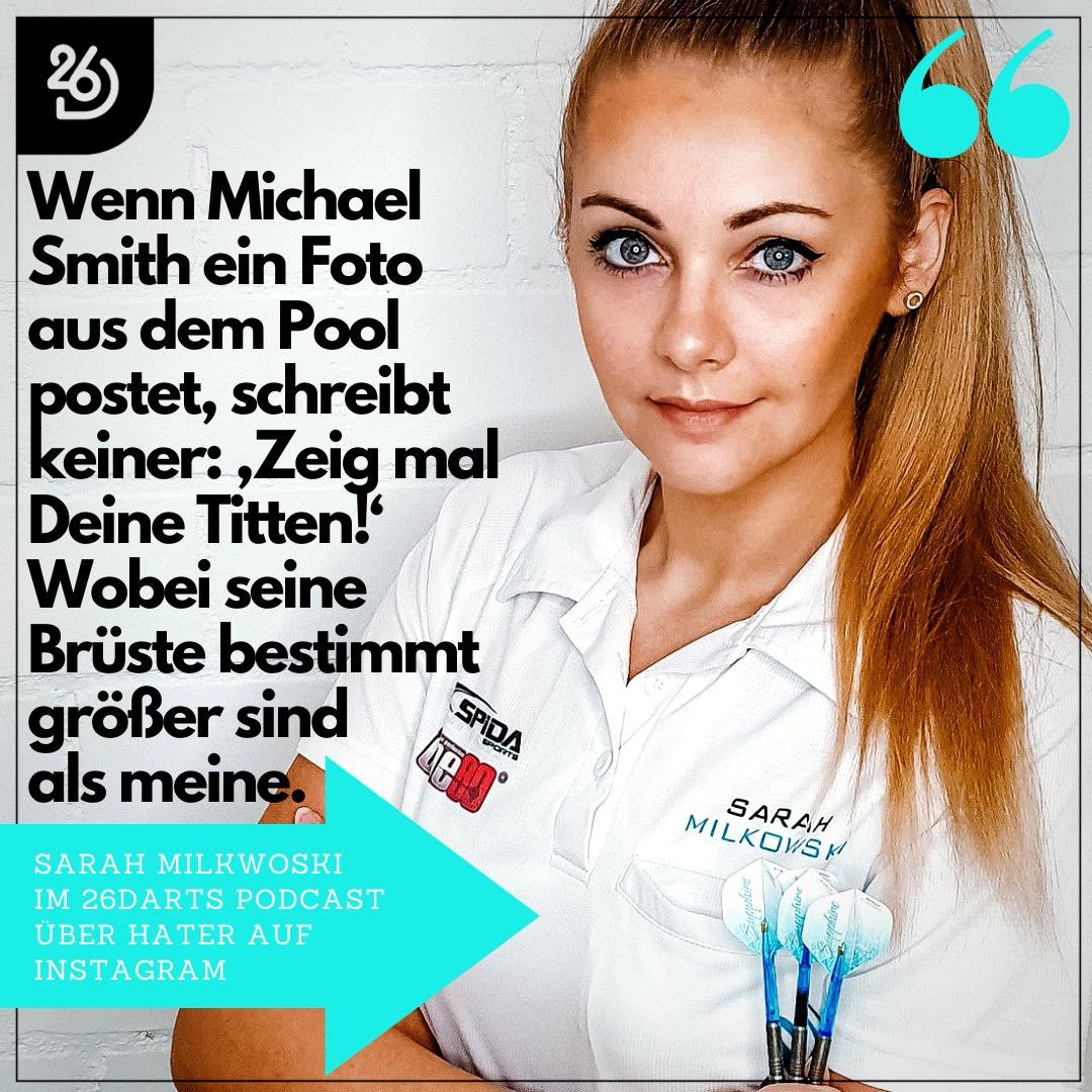 26darts1's tweet photo. Und schlagfertig ist sie auch noch... 🎯 Die komplette Podcast-Folge mit @SarahMilkowska gibt es hier:
▶️ https://t.co/ABenAn1vw8
#darts @BullyBoy180 https://t.co/UdOlu36cK1