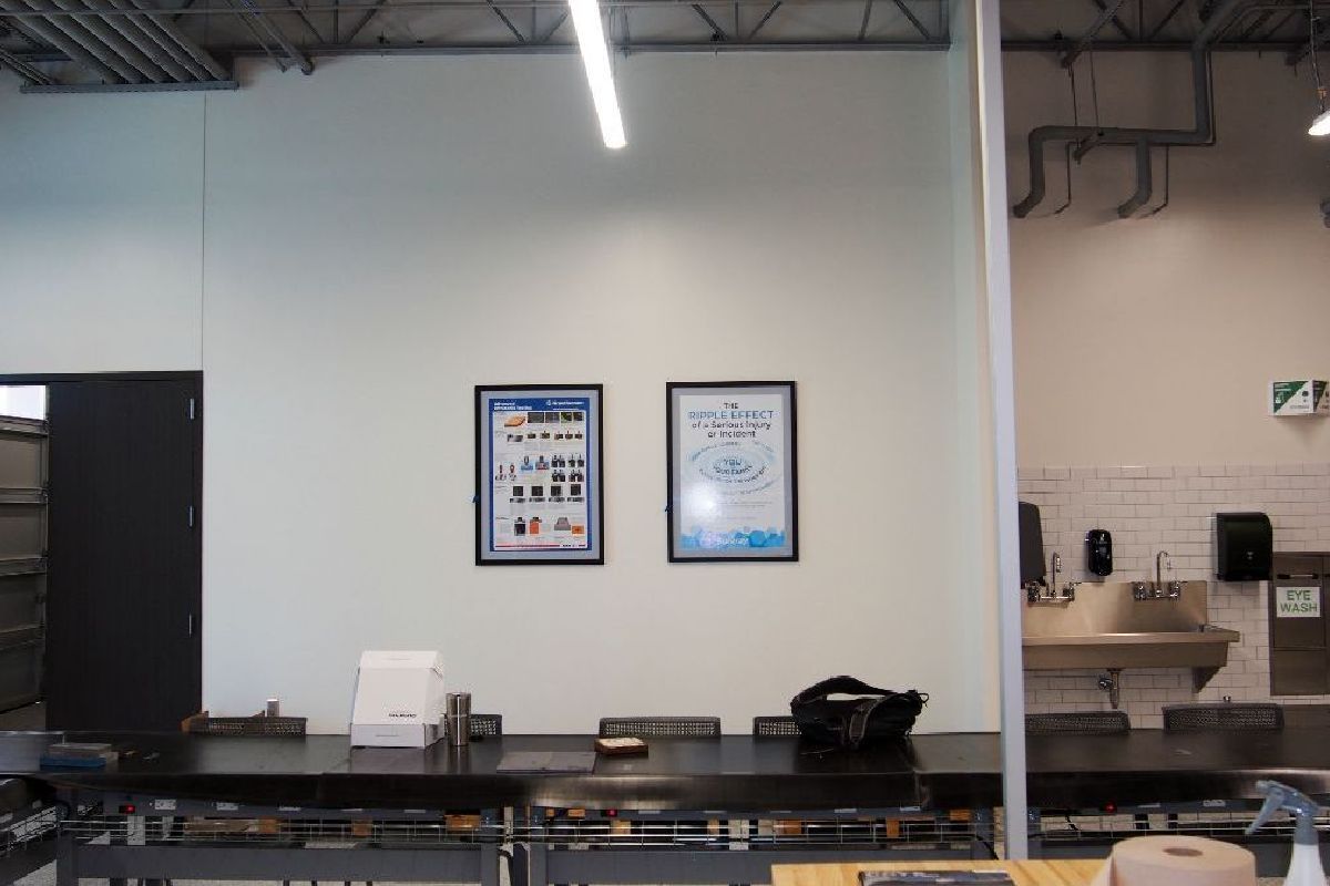 Evident_Ind's tweet photo. Check it out: These photos show the installation of some #NDT focused classrooms at @SanJacCollege! Learn more about our partnership - https://t.co/eaLeRrpTwR https://t.co/yxjAWcSonO