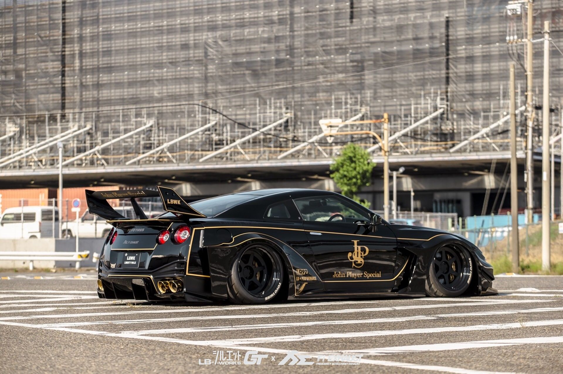 JPS 35GTR LBWK 1/18 シルエットワークス リバティーウォーク JPS 35GTR LBWK 1/18 シルエットワークス リバティーウォーク 1